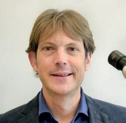 Dr. R. Verdijk